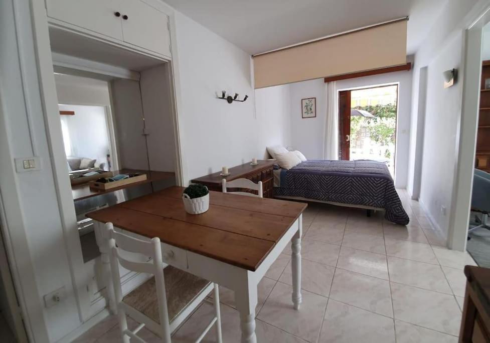 Apartamento Luminoso Con Patio Y Jardin ปูแอร์โตเดลาครูซ ภายนอก รูปภาพ