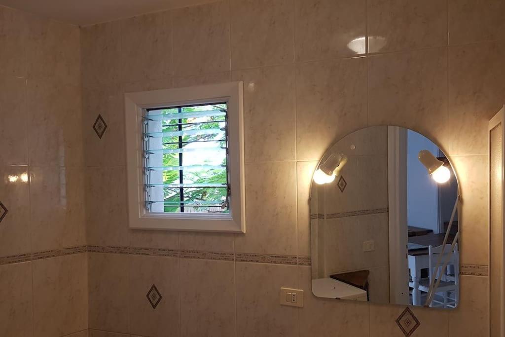 Apartamento Luminoso Con Patio Y Jardin ปูแอร์โตเดลาครูซ ภายนอก รูปภาพ